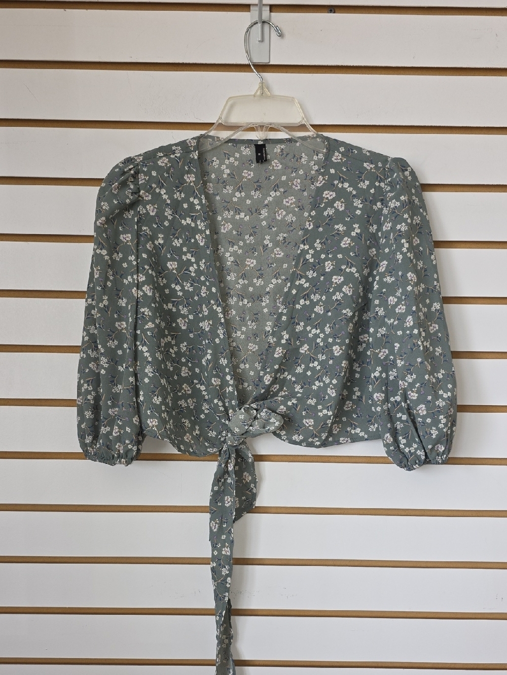 Floral Tie-Front Cropped Blouse Med